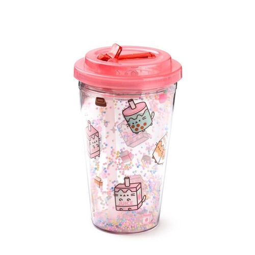 Pusheen cicás pohár szívószálas tetővel, 500 ml, Pusheen és az italok