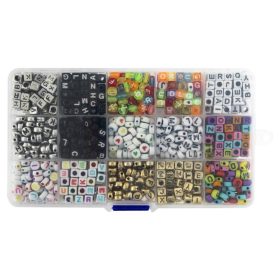   Karkötőkészítő szett, betű gyöngyök, 15 féle gyöngy 10x17cm-es dobozban