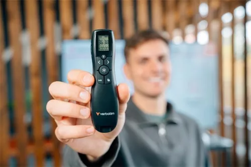 Prezentációs távirányító, lézermutatóval, LCD kijelzővel, vezeték nélküli, VERBATIM "Keynote"